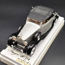 Load image into Gallery viewer, Solido Age D'or 1939 Rolls-Royce Phantom III Silver/Black #4046 1:43 Die Cast Model