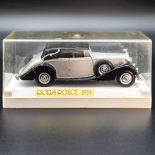 Load image into Gallery viewer, Solido Age D'or 1939 Rolls-Royce Phantom III Silver/Black #4046 1:43 Die Cast Model