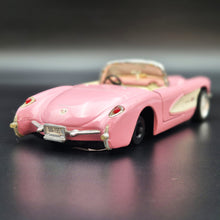Load image into Gallery viewer, Superior Sunnyside 1957 Corvette Pink 1:24 SS 7708 Die Cast Model