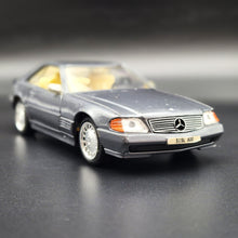 Load image into Gallery viewer, Superior Sunnyside 1989 Mercedes Benz 500SL Dark Grey 1:24 SS 7705 Die Cast Model