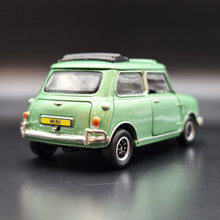 Load image into Gallery viewer, Explorafind 1963 Morris Mini MKI with Sunroof Green 1:50 Die Cast Car New