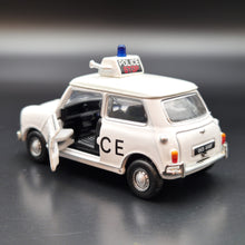 Load image into Gallery viewer, Explorafind 1967 Austin Mini Cooper MKII White Liverpool Police 1:50 Die Cast Car New