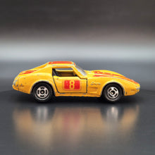 Load image into Gallery viewer, Tomica 1977 Chevrolet Corvette Stingray Dark Yellow #F21