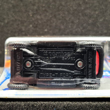 Load image into Gallery viewer, Tomica 1979 Type T-Ford (1916 Touring) Open Top 4 Door Cabriolet Red #F11-1 Series 60 Car