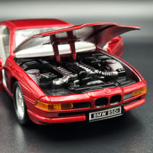 Load image into Gallery viewer, Welly 1993 BMW 850i Hard Top (E31) #9372 Red 1:24 Die Cast Car