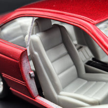 Load image into Gallery viewer, Welly 1993 BMW 850i Hard Top (E31) #9372 Red 1:24 Die Cast Car