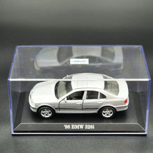 Load image into Gallery viewer, Welly 1998 BMW 328i Silver 1:36 #9739 Collection Series Boxed
