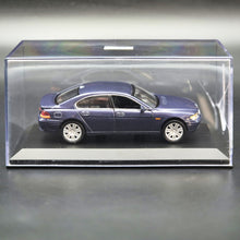 Load image into Gallery viewer, Welly 2002 BMW 745i Dark Purple 1:36 #9763 Collection Series Boxed