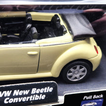Load image into Gallery viewer, Welly 2004 Volkswagen New Beetle Convertible Pale Yellow 1:36 Collection Series Boxed