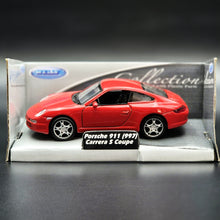 Load image into Gallery viewer, Welly 2005 Porsche 911 (997) Carrera S Coupe Red 1:36 #42369 Collection Series Boxed