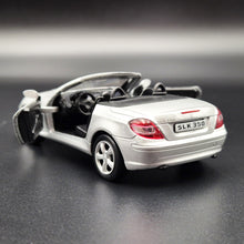Load image into Gallery viewer, Welly 2010 Mercedes-Benz SLK 350 Silver #42358 1:36 Collection Series Boxed