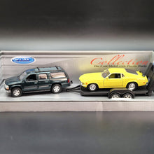 Load image into Gallery viewer, Welly 2001 Chevrolet Suburban &amp; 1970 Ford Mustang Boss 302 Off-Roader Trailer Set Collection