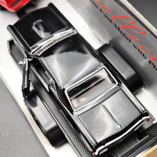 Load image into Gallery viewer, Welly 2002 Cadillac Escalade &amp; 1965 Pontiac GTO Off-Roader Trailer Set Collection