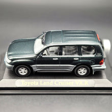 Load image into Gallery viewer, Yat-Ming 1998 Toyota Land Cruiser VXR Dark Green 1:43 Collectors Edition Diecast Car