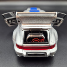 Load image into Gallery viewer, Explorafind 1994 Porsche 964 Turbo Carrera RS Silver 1:24 Die Cast Car