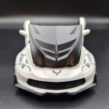 Load image into Gallery viewer, Explorafind 2016 Chevrolet Corvette Z06 C7.R White 1:32 Die Cast Car
