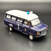 Load image into Gallery viewer, Explorafind 1980 Ford Transit MKII Royal Hong Kong Police Van AM8145 1:76 Die Cast New