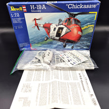 Load image into Gallery viewer, Italeri Sikorsky H-19B Chickasaw Helicopter #1206 1:72 Scale Model Kit - Incorrect Box