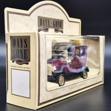 Load image into Gallery viewer, Lledo Days Gone 1920 Model T Ford Car Grand Hotel at the Opera-Paris DG33004