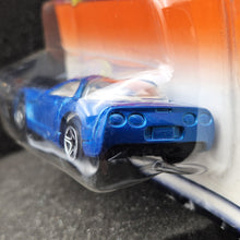 Load image into Gallery viewer, Matchbox 1998 1997 Corvette Blue #69 Super Cars 3/5 Long Card