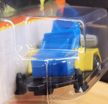 Load image into Gallery viewer, Matchbox 2021 Speed Trapper Trailer Blue &amp; Yellow MBX Highway #62/100 New