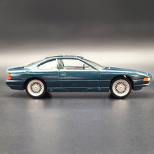 Load image into Gallery viewer, Superior Sunnyside 1992 BMW 850i Dark Green 1:24 SS 7703 Die Cast Model
