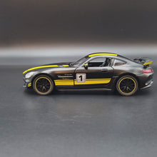 Load and play video in Gallery viewer, Explorafind 2021 Mercedes-Benz AMG GTR Matte Black 1:24 Die Cast Car

