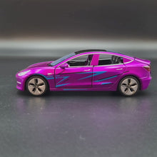 Load and play video in Gallery viewer, Explorafind 2021 Tesla Model 3 Purple 1:32 Die Cast Car
