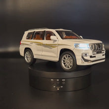 Load and play video in Gallery viewer, Explorafind 2020 Toyota Prado Pearl White 1:24 Die Cast Car