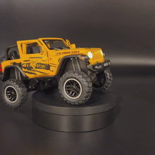 Load and play video in Gallery viewer, Explorafind 2020 Jeep Wrangler Rubicon Yellow 1:20 Die Cast Car
