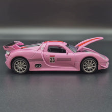 Load and play video in Gallery viewer, Explorafind 2015 Porsche 918 Spyder RSR Pink 1:32 Die Cast Car
