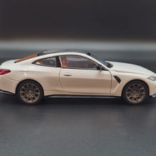 Load and play video in Gallery viewer, Explorafind 2023 BMW M4 G82 Coupe Pearl White 1:24 Die Cast Car
