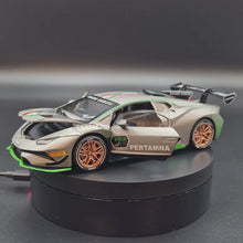 Load and play video in Gallery viewer, Explorafind 2022 Lamborghini Huracán LP 620-2 Super Trofeo EVO2 Grey 1:32 Die Cast Car