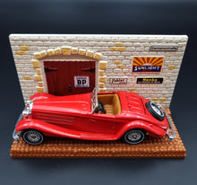 Load image into Gallery viewer, Matchbox 1938 Mercedes Benz 540K Red Models Of Yesteryear Y20
