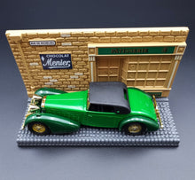 Load image into Gallery viewer, Matchbox 1938 Hispano Suiza Green Models Of Yesteryear Y17
