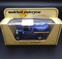 Load image into Gallery viewer, Matchbox 1912 Ford Model T Tanker Express Dairy Blue Models Of Yesteryear Y3-4
