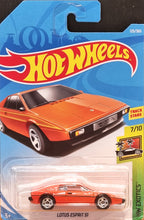 Load image into Gallery viewer, Hot Wheels 2018 Lotus Esprit SI Orange #125 HW Exotics 7/10 New Long Card
