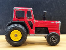 Load image into Gallery viewer, Majorette 1998 Tracteur Red #208 200 Series Made in France
