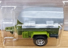 Load image into Gallery viewer, Matchbox 2018 Trailer Trawler Green #94 MBX Off-Road 7/20 New Long Card
