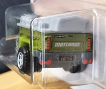 Load image into Gallery viewer, Matchbox 2018 Trailer Trawler Green #94 MBX Off-Road 7/20 New Long Card
