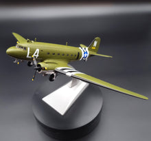Load image into Gallery viewer, 1944 Douglas C-47 Skytrain Military Transport Aircraft 1:100 Die Cast Plane
