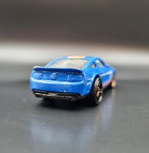 Load image into Gallery viewer, Hot Wheels 2012 &#39;10 Ford Shelby GT500 Blue Shelby 5 Pack Loose
