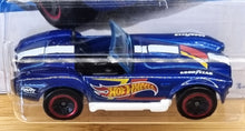 Load image into Gallery viewer, Hot Wheels 2022 Shelby Cobra 427 SC Blue #152 Retro Racers 9/10 New
