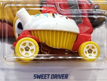 Load image into Gallery viewer, Hot Wheels 2022 Sweet Driver White #61 Fast Foodie 3/5 New
