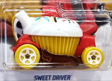 Load image into Gallery viewer, Hot Wheels 2022 Sweet Driver White #61 Fast Foodie 3/5 New
