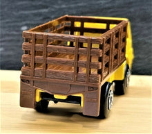Load image into Gallery viewer, Matchbox 1976 Dodge Cattle Truck Yellow #71 Superfast
