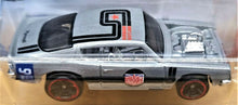 Load image into Gallery viewer, Hot Wheels 2019 King Kuda Silver #140 Muscle Mania 9/10 New Long Card
