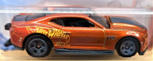 Load image into Gallery viewer, Hot Wheels 2019 &#39;18 Copo Camaro SS Orange #71 Muscle Mania 5/10 New Long Card
