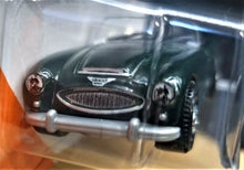 Load image into Gallery viewer, Matchbox 2020 ´63 Austin Healey Roadster Dark Green #55 MBX City New Long Card
