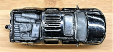 Load image into Gallery viewer, Matchbox 2008 Honda Ridgeline Black #80 Outdoor Adventure 5/12
